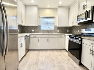 5250 Chesebro Rd #14, Agoura Hills, CA 91301