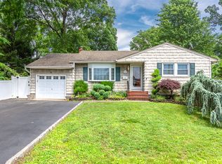 752 Aborn Ave, Woodbridge, NJ 07095