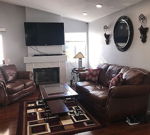 3rd image of 7908 Lago Vista Ln Unit 201
