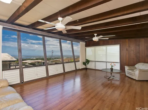 2351 Aumakua St, Pearl City, HI 96782