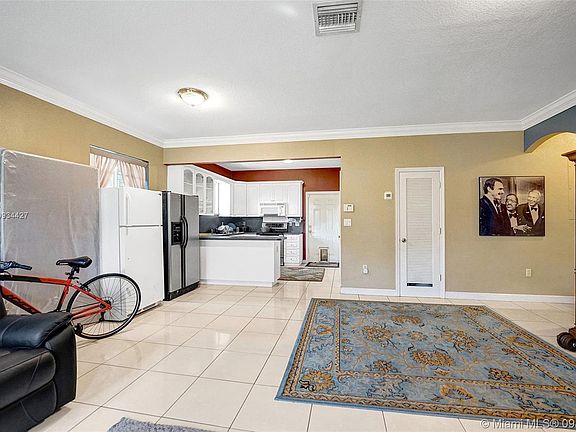4th image of 9300 NW 25th Ave
