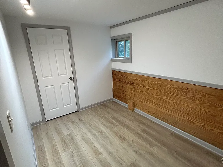 1215 Heath Ave #1 — Photo 9