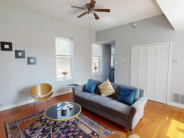 4525 McPherson Ave #201 — Photo 3