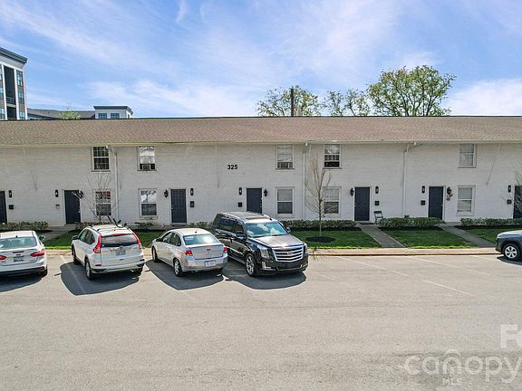 3rd image of 315 S Gardner Ave