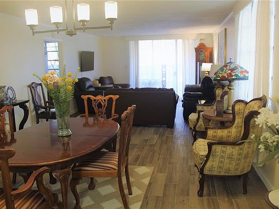 3rd image of 1012 Pearce Dr Unit 103
