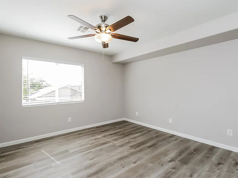 6217 W Encinas Ln — Photo 15