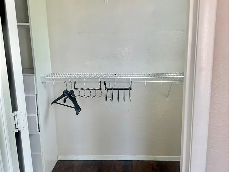 6774 Antique Oak Ct — Photo 18