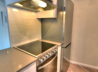 1011 Beach Ave #1703, Vancouver, BC V6E 1T8