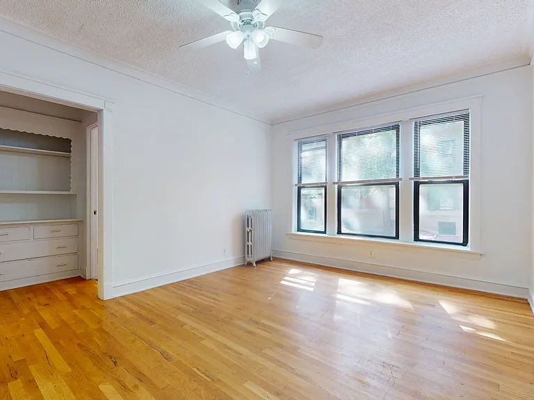 Dining/Living room