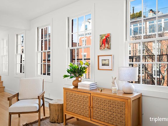 2nd image of 280 W 12th St APT 3E