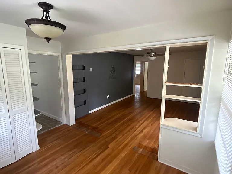 2918 Emerson Cir — Photo 5