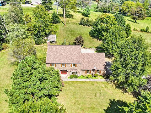 4th image of 177 E Arrowhead Ct