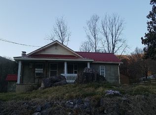 122 Old Fort Rd, Fairview, NC 28730