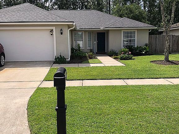 2nd image of 45106 Ingleham Cir