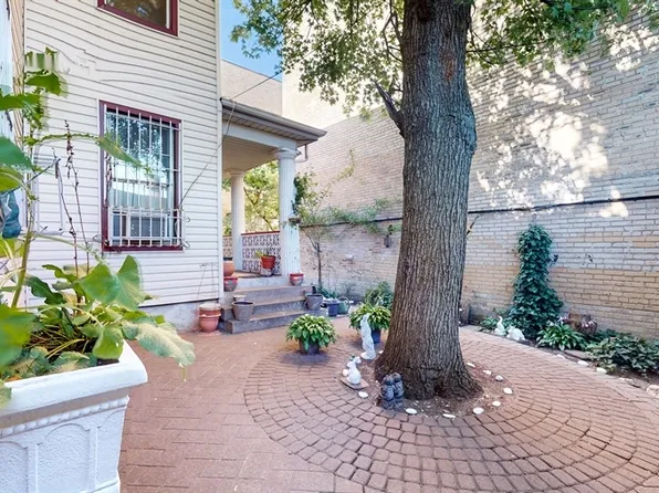 32-25 30th Street image 24 of 32