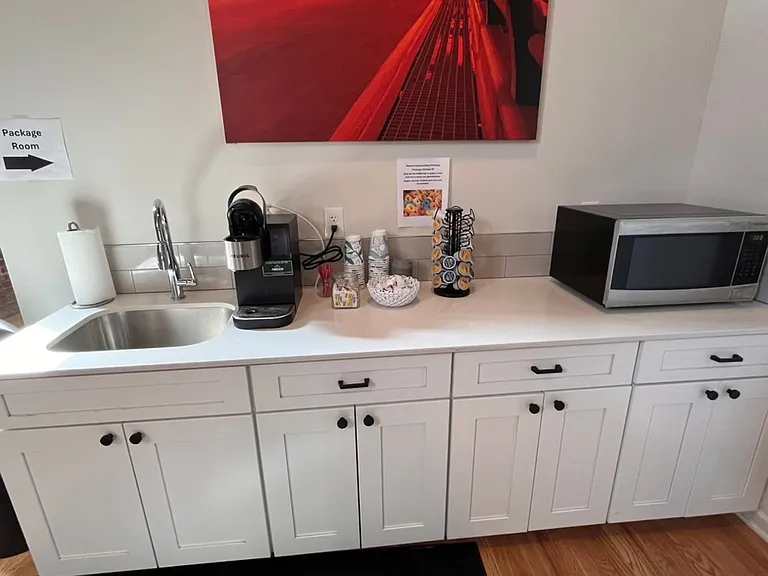 Delaware Lofts — Photo 8