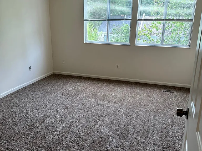 12866 Bison Ct — Photo 10