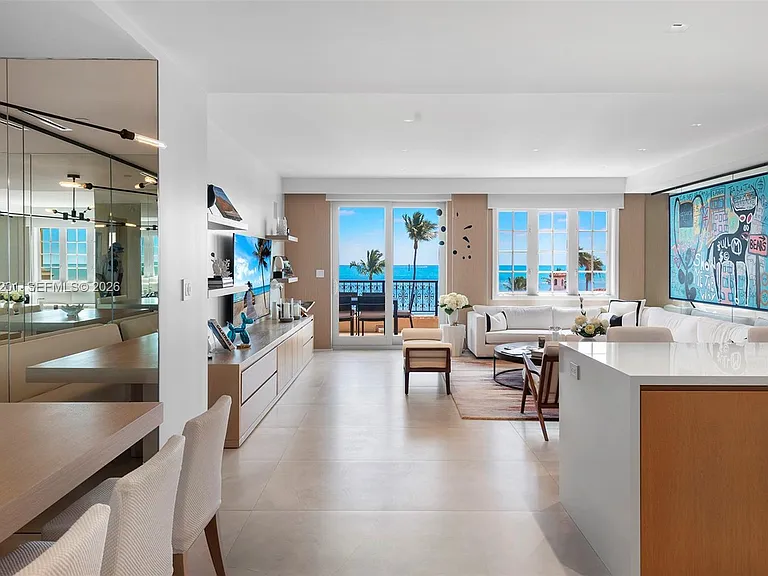 19242 Fisher Island Dr #19242 — Photo 9