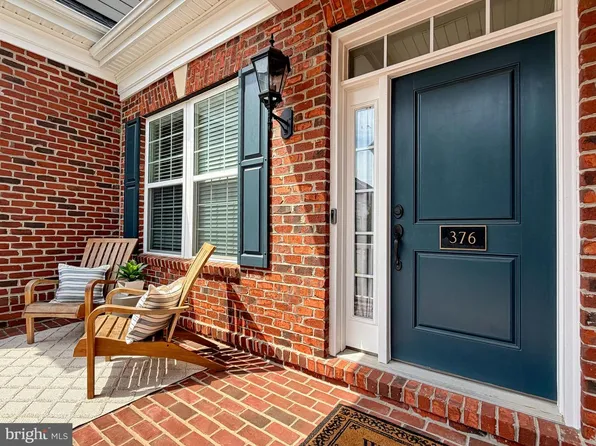 376 Buckeye Cir, La Plata, MD 20646