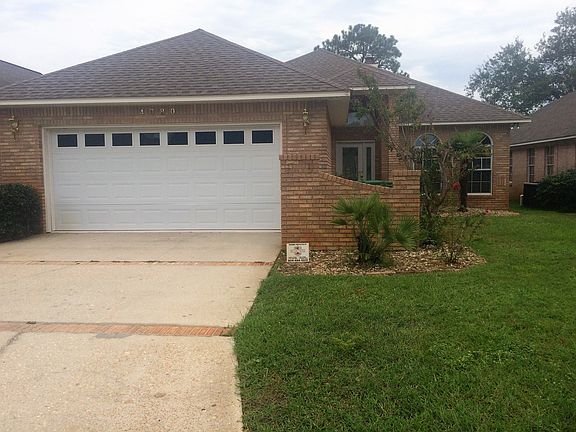 3rd image of 4080 Longwood Cir