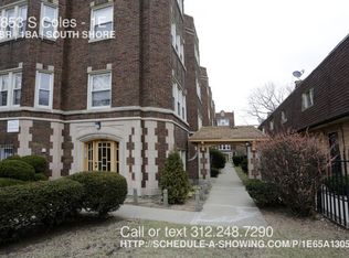 7853 S Coles Ave APT 1E, Chicago, IL 60649