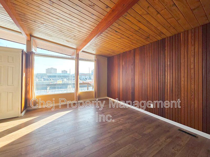 Edmonton House for rent - 4 Bedrooms — photo 4