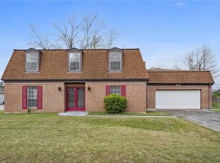 414 River Oaks Dr, Luling, LA 70070