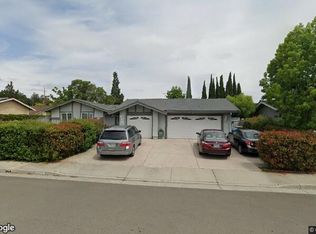 22437 Walnut Cir N, Cupertino, CA 95014