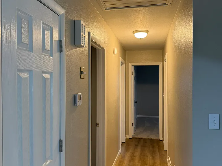 1680 N Oakcrest Ave — Photo 19