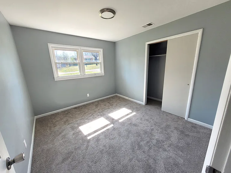 2226 Windcrest Dr — Photo 13