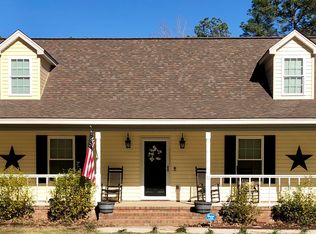 11 Ramblewood Ln, Wedgefield, SC 29168