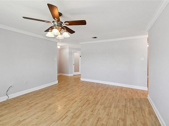 4th image of 4008 Claiborne Ave