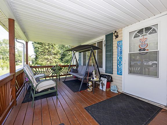 2nd image of 1073 Fir Dr