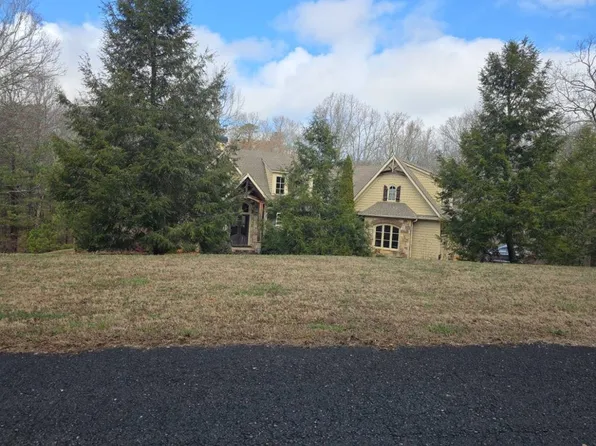 102 Tuscan Ct #C, Canton, GA 30115