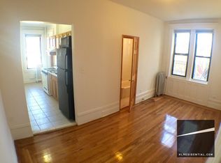 3114 42nd St APT 5, Astoria, NY 11103