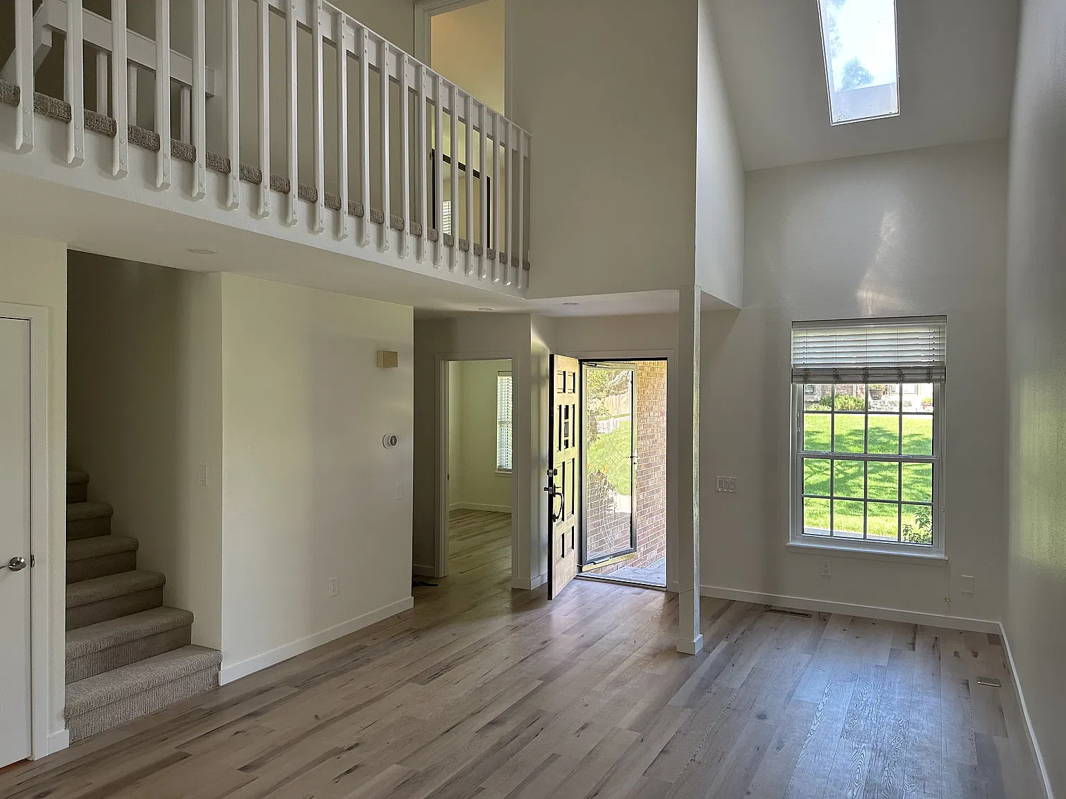 7964 E Phillips Circle — Photo 2