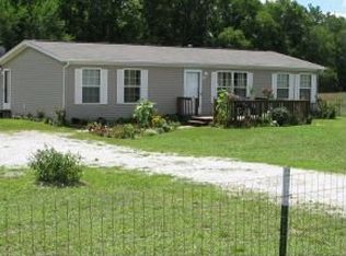 10985 E Division Rd, Knox, IN 46534