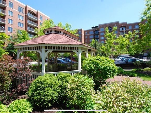 3rd image of 430 Western Ave #512