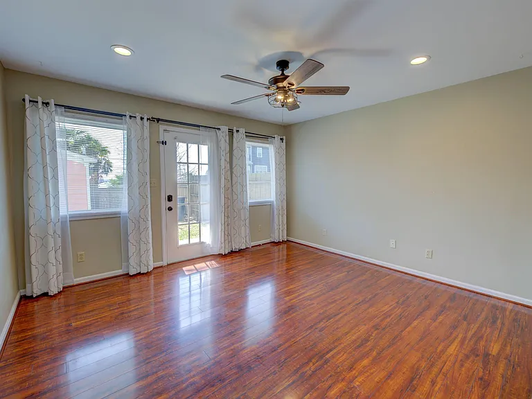 728 Blanding St — Photo 21
