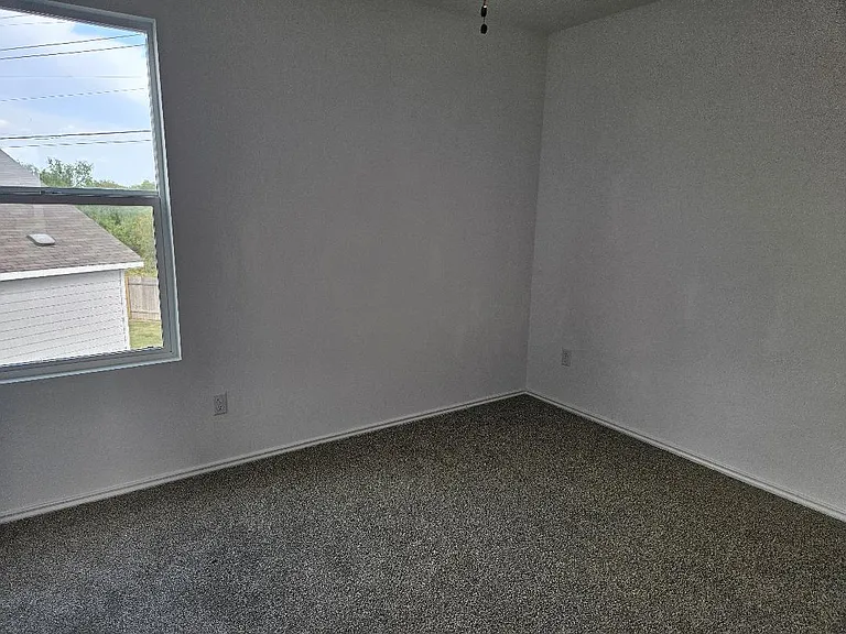 17721 Somerville Ct — Photo 11