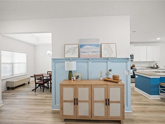 4th image of 1729 Franchir Ave