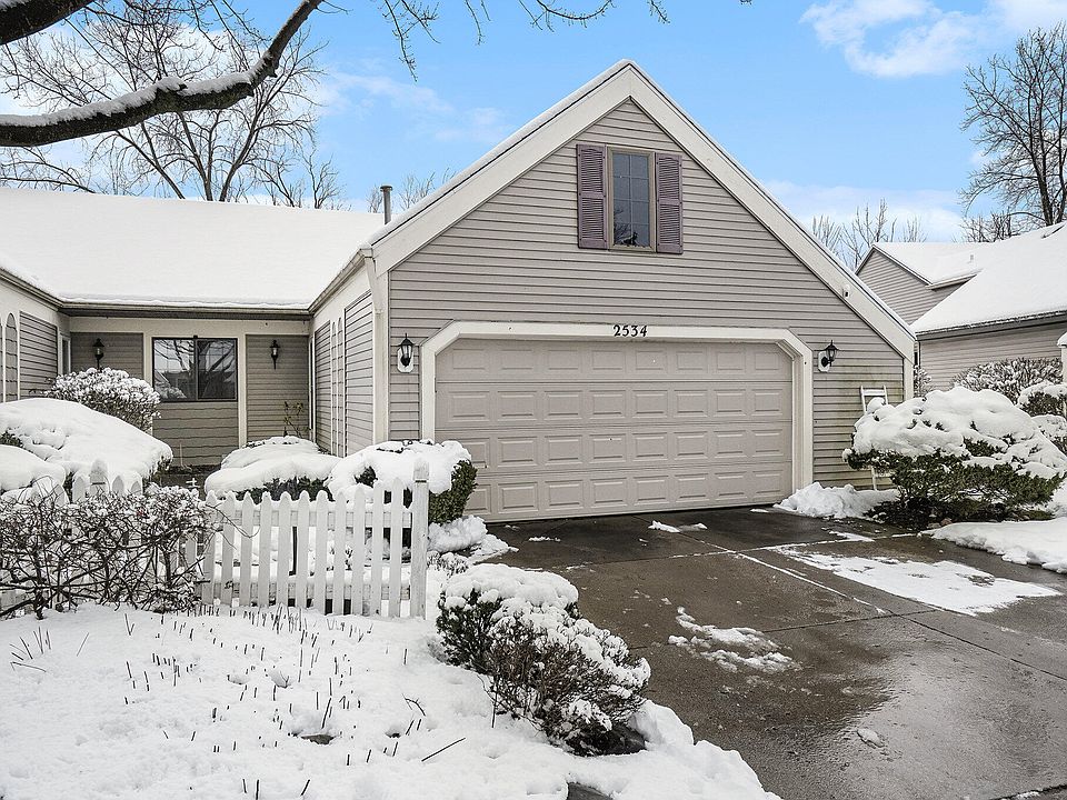 1st image of 2534 Bridgeport Ln SE #16