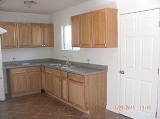 11206 Atlantic Ave, Lynwood, CA 90262