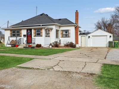 201 E 8th St, Madrid, IA, 50156