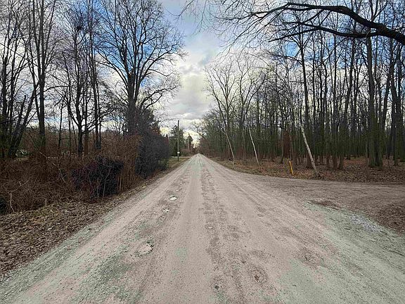 2nd image of 6136 High Rd