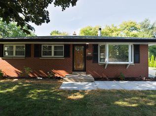 7412 Dartmoor Ave, Greendale, WI 53129