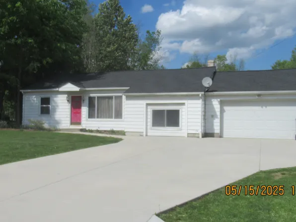 35505 Aurora Rd, Solon, OH 44139