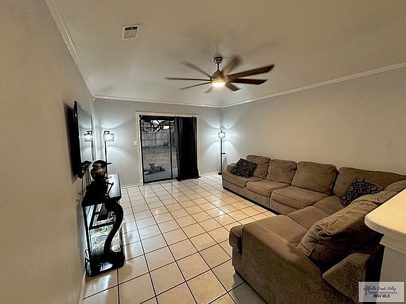 5th image of 1059 Flor De Valle Dr