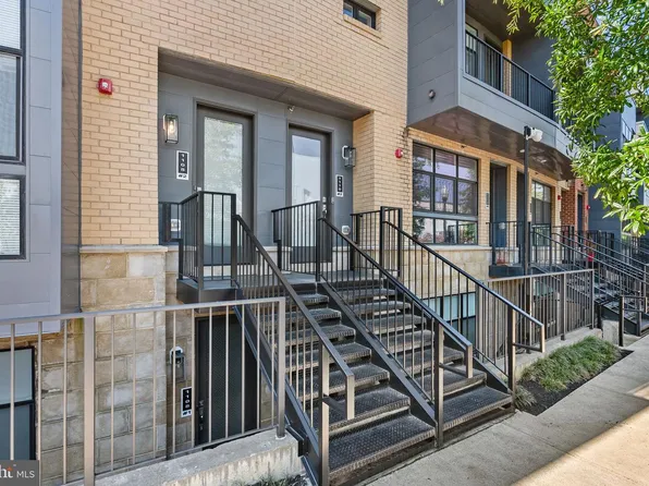1108 S Highland St #2, Arlington, VA 22204