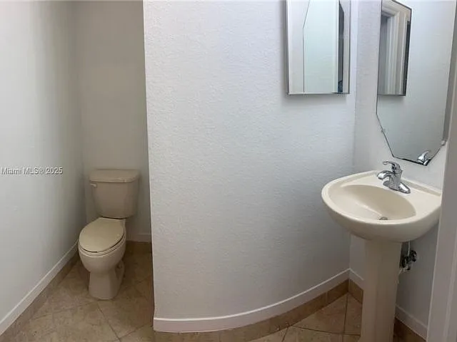12458 SW 125th Ter — Photo 14